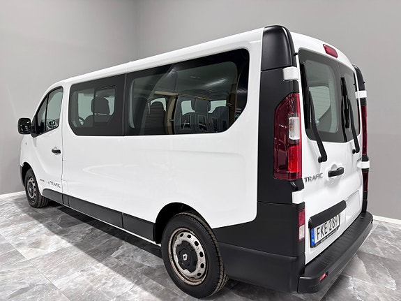Renault Trafic 5 of 5
