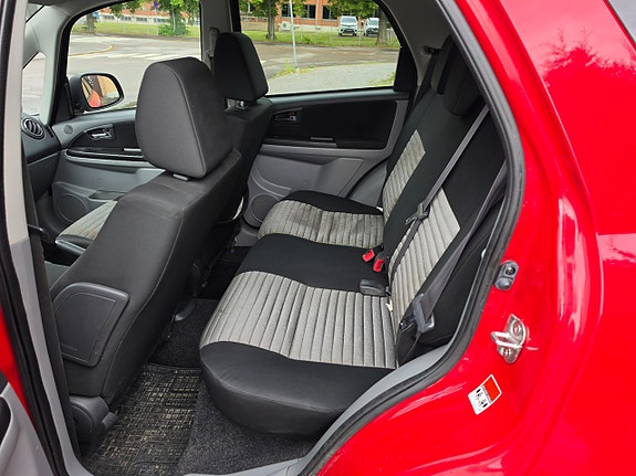 Suzuki SX4 9 of 23