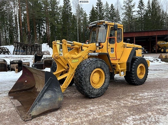 VOLVO BM 846 Hjullastare med skopa (215,000:- ex moms)