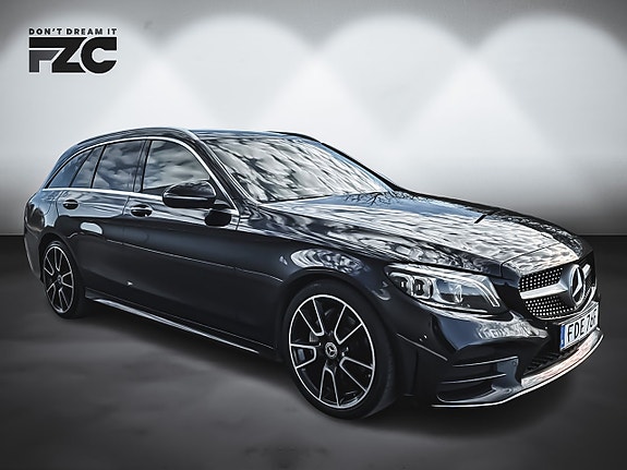 Mercedes-Benz C220 d 2 of 5