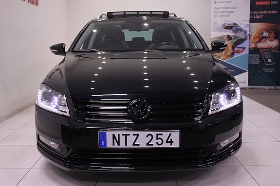 Volkswagen Passat 9 of 30