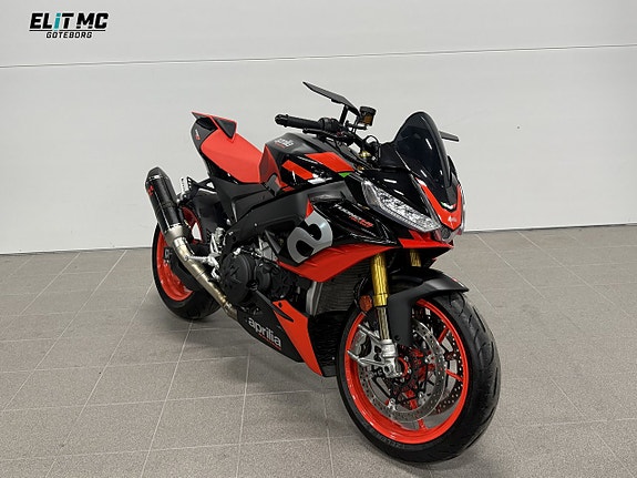 Aprilia Tuono V4 Factory 1100