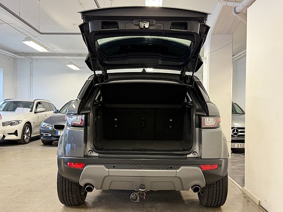 Land Rover Range Rover Evoque 8 of 12