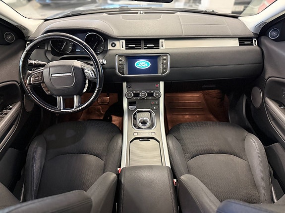 Land Rover Range Rover Evoque 9 of 12