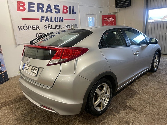Honda Civic 3 of 5