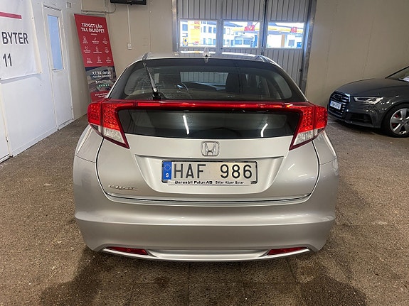 Honda Civic 4 of 5