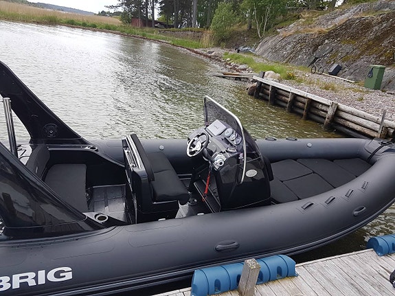 BRIG 650 Eagle | ribb med attityd