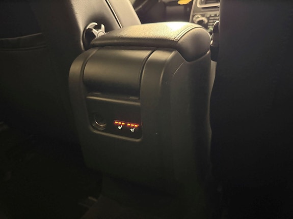 Volvo V60 11 of 23