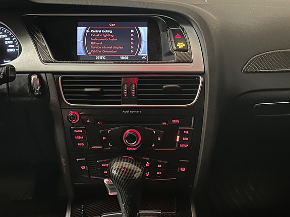 Audi A4 13 of 23