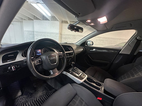 Audi A4 8 of 23