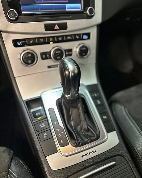 Volkswagen CC 15 of 22