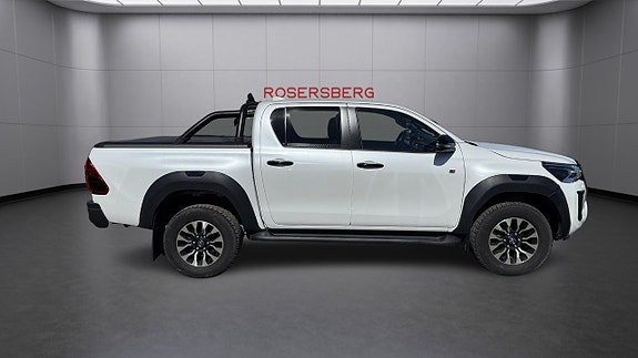 Toyota HiLux 5 of 17