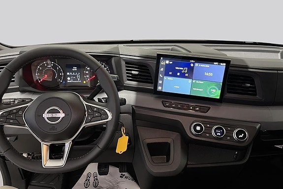 Nissan Interstar 7 of 14