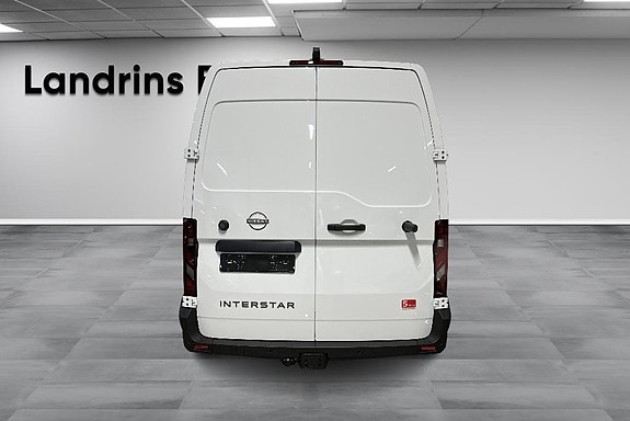 Nissan Interstar 5 of 5
