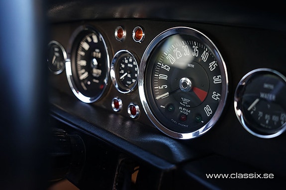 Aston Martin DBS 9 of 22