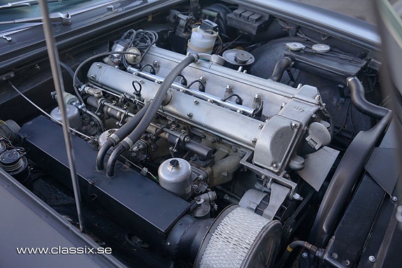 Aston Martin DBS 10 of 22