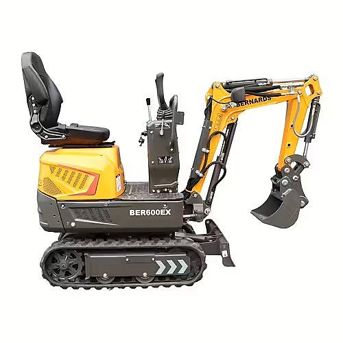 Minigrävare Bernards 640 kg med joystick och 3 skopor