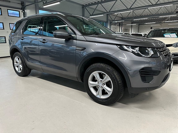 Land Rover Discovery Sport 8 of 30