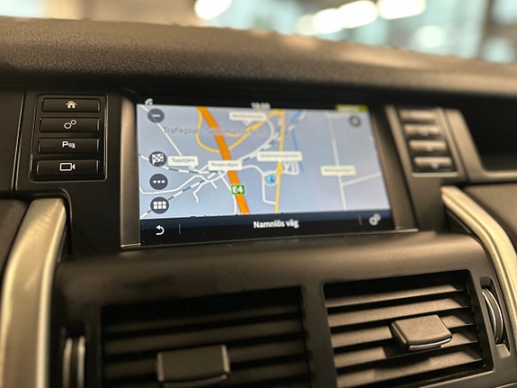 Land Rover Discovery Sport 21 of 30