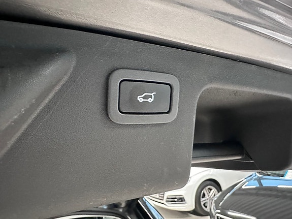 Land Rover Discovery Sport 16 of 30