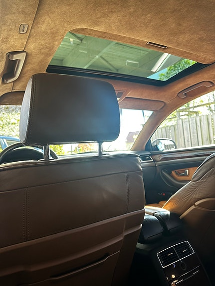 Audi A8 12 of 14