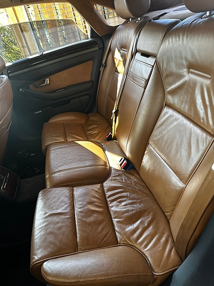 Audi A8 11 of 14