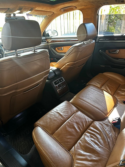 Audi A8 10 of 14