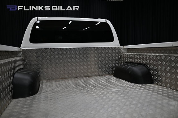 Toyota HiLux 7 of 29