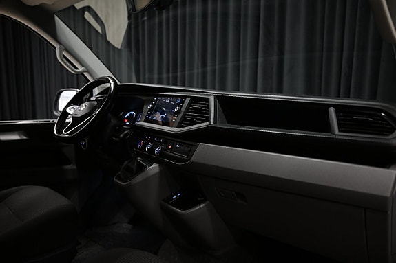 Volkswagen Transporter 20 of 30