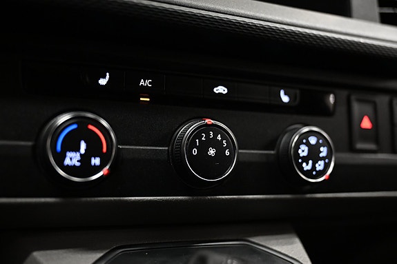 Volkswagen Transporter 28 of 30