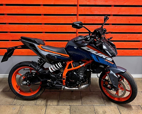 KTM 390 DUKE 2025
