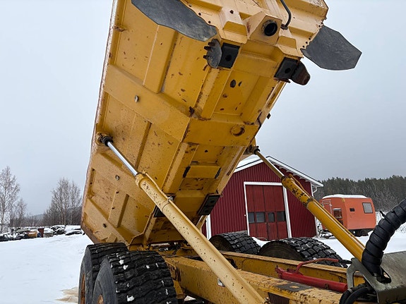 Bell B25D 9 500 h 6x6 Centralsmörjning Nyservad Flakvärme 10 of 12