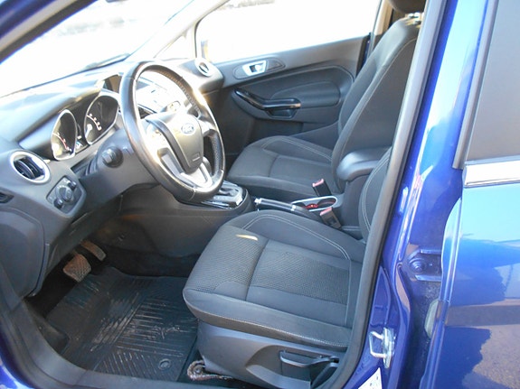 Ford Fiesta 5 of 5