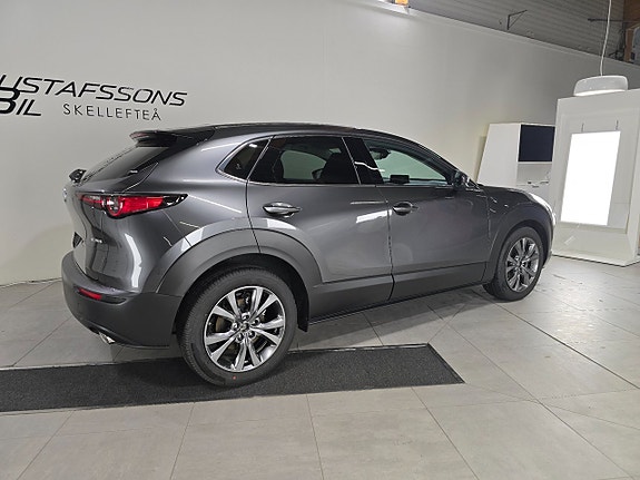 Mazda CX-30 4 of 5