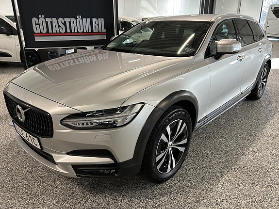 Volvo V90 Cross Country