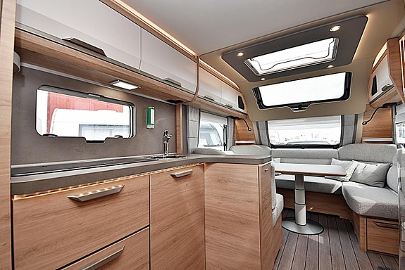 Knaus 650 UX Südwind, Queenbed, Dubbelbädd 24 of 27
