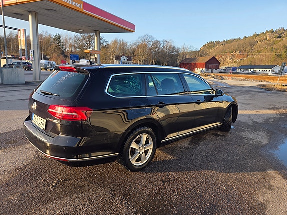 Volkswagen Passat 4 of 5