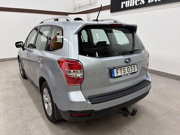 Subaru Forester 3 of 18