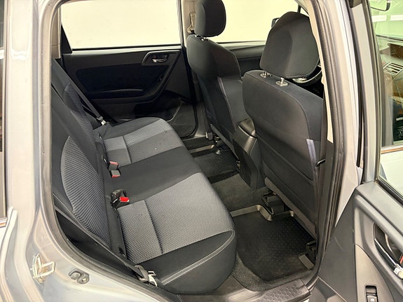 Subaru Forester 14 of 18