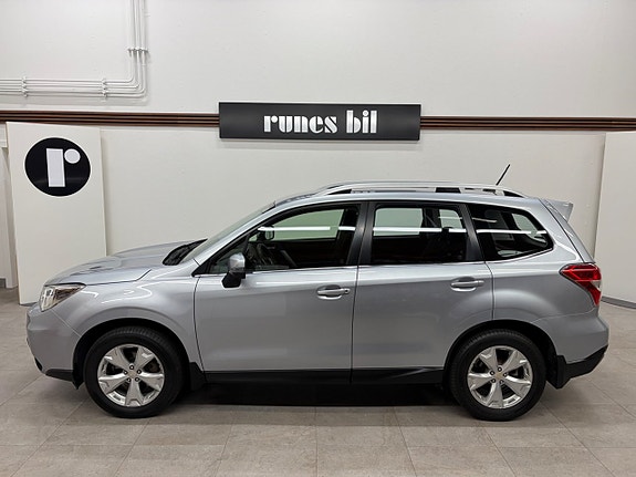 Subaru Forester 2 of 18