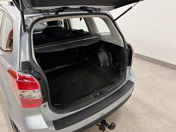 Subaru Forester 4 of 18