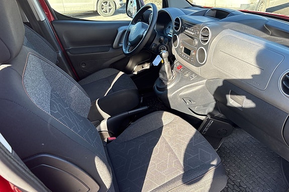 Peugeot Partner Tepee 14 of 14
