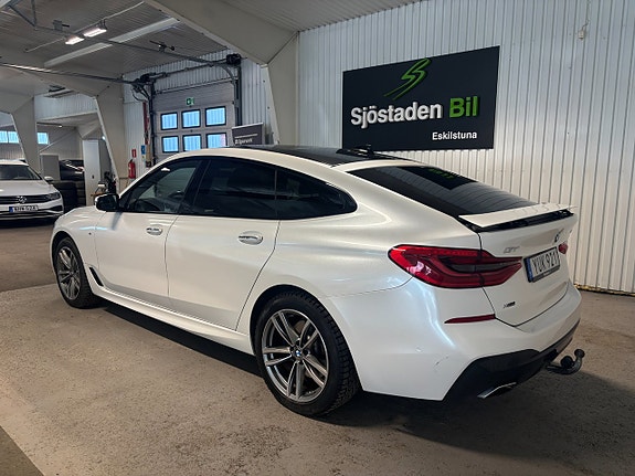 BMW 640i 3 of 23