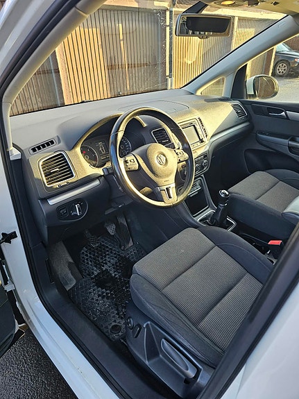 Volkswagen Sharan 5 of 5