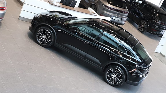 Porsche Macan 6 of 10