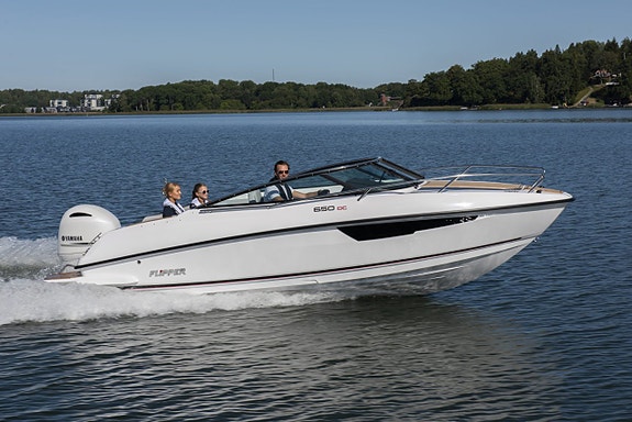 Flipper 650 DC Yamaha F200XCA2 (vit)