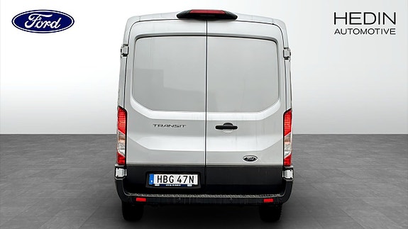 Ford Transit 7 of 9