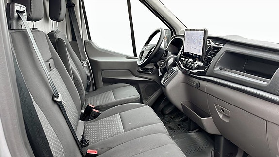 Ford Transit 3 of 5