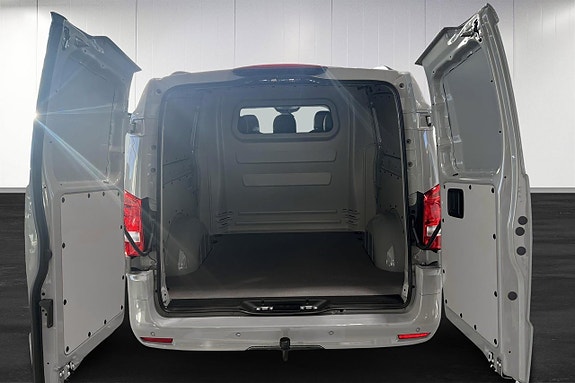 Mercedes-Benz Vito 119 16 of 22