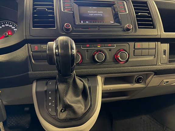 Volkswagen Transporter 16 of 23